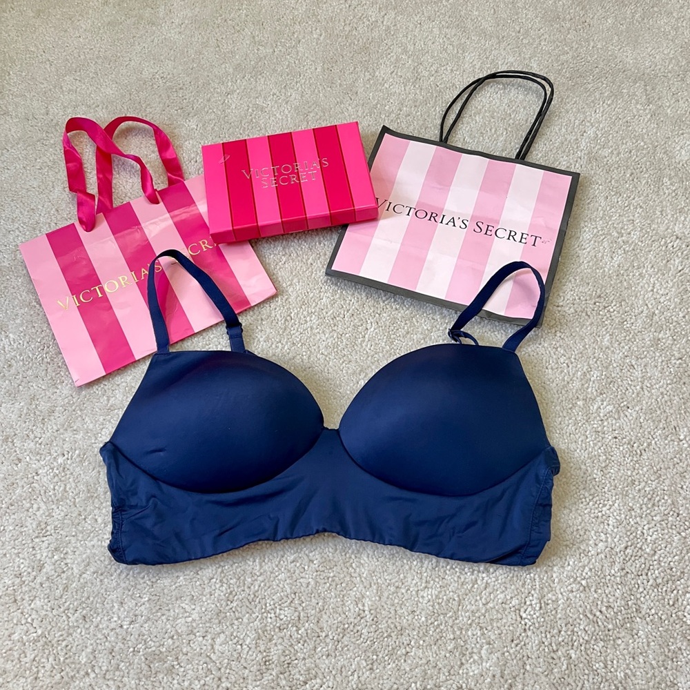 Victoria’s Secret BBV Sexy Blue Smooth Lined Demi No Wire Wireless Bra Large L